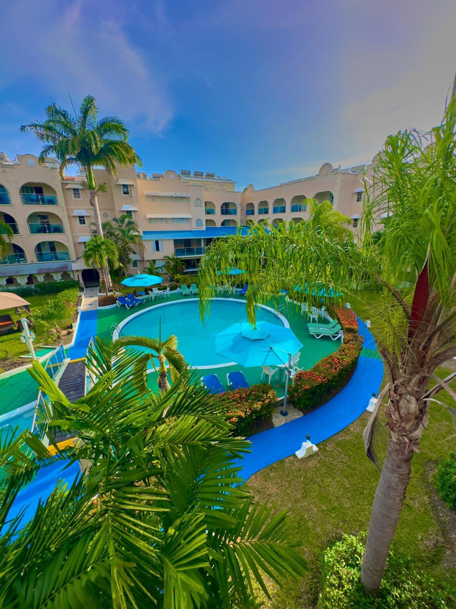 Sunbay Hotel Крайст-Черч Экстерьер фото