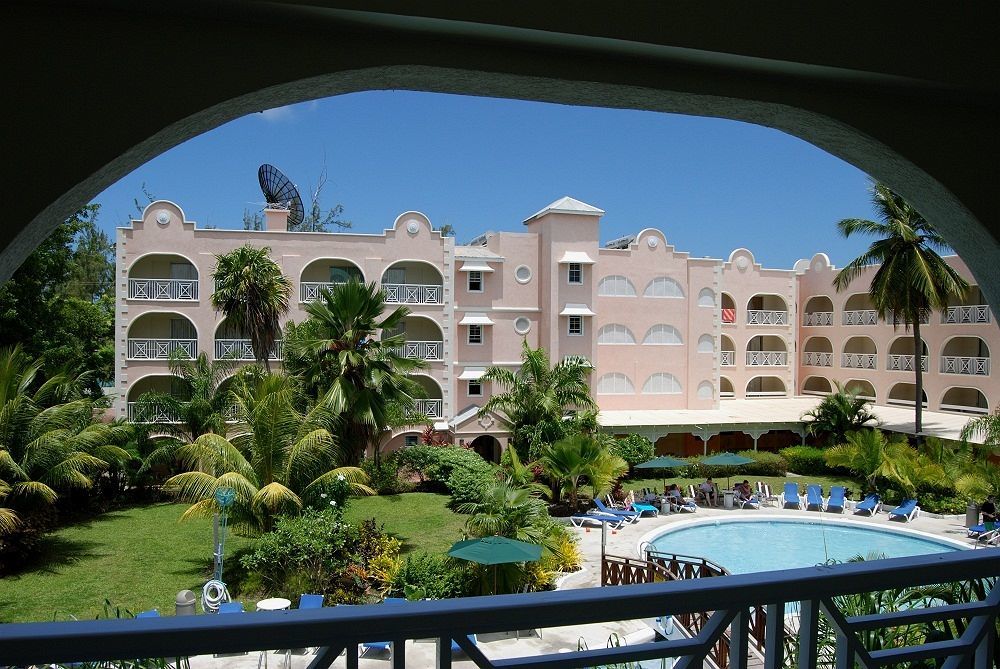 Sunbay Hotel Крайст-Черч Экстерьер фото